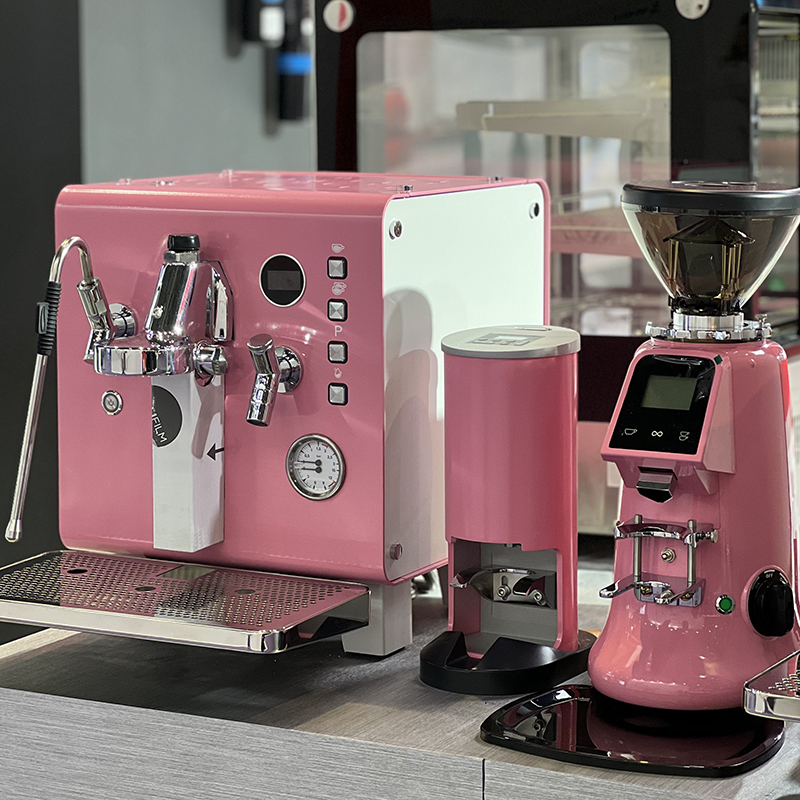 Professioneel roze semi-automa - Coffee & Tea Haus recensie en prijs